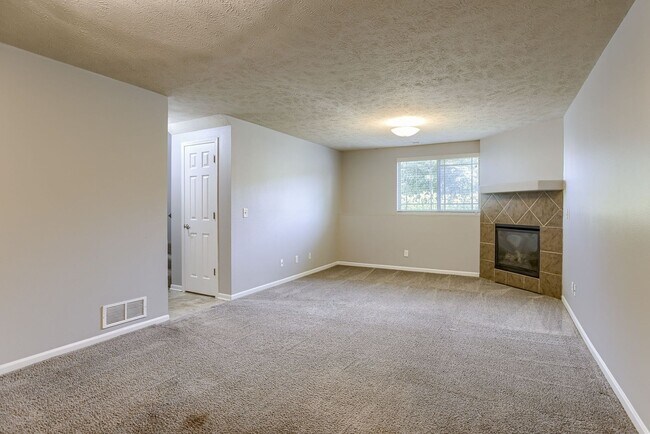 Building Photo - Arbor Gate 3 Bedroom!!