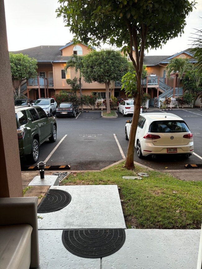 Building Photo - Move-In Ready 2BR/2BA Condo – Fully Furnished, AC, Washer/Dryer, Parking