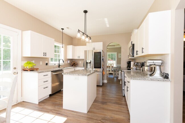 Building Photo - A RARE RENTAL GEM (Coming Soon)