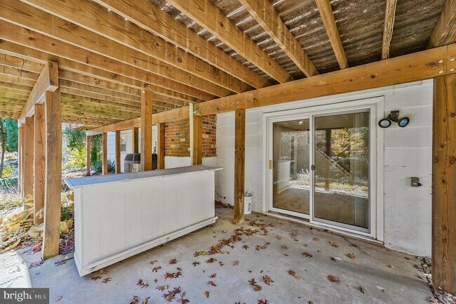 Building Photo - 4309 Selkirk Dr