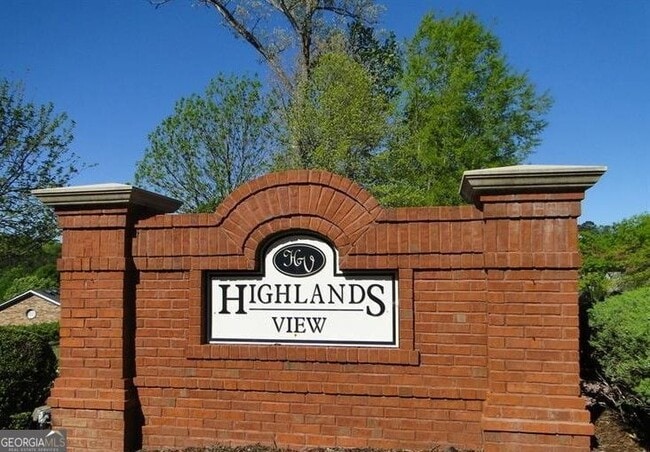 Building Photo - 1751 Highlands View Dr