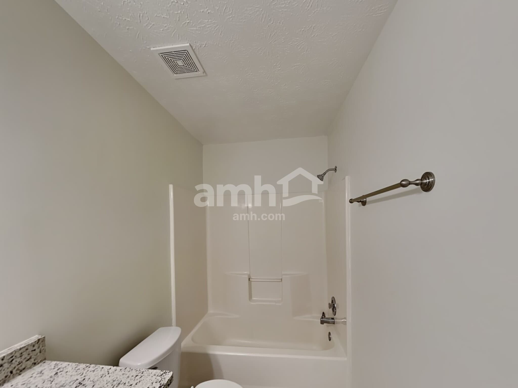 Building Photo - 2631 Abbots Glen Dr NW