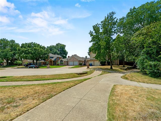 Building Photo - 2613 Maywood Ct