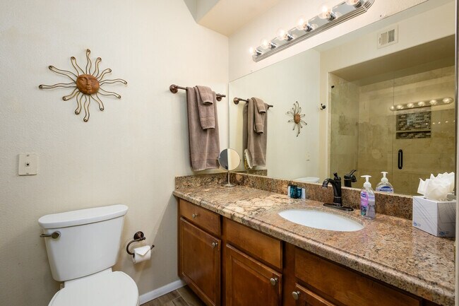 Building Photo - 15095 N Thompson Peak Pkwy