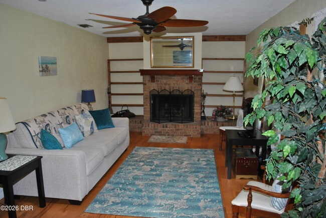 Building Photo - 5590 Lancewood Cir S