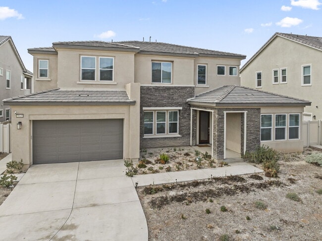 Building Photo - "Spacious Santa Clarita Sanctuary: 4-Bedro...