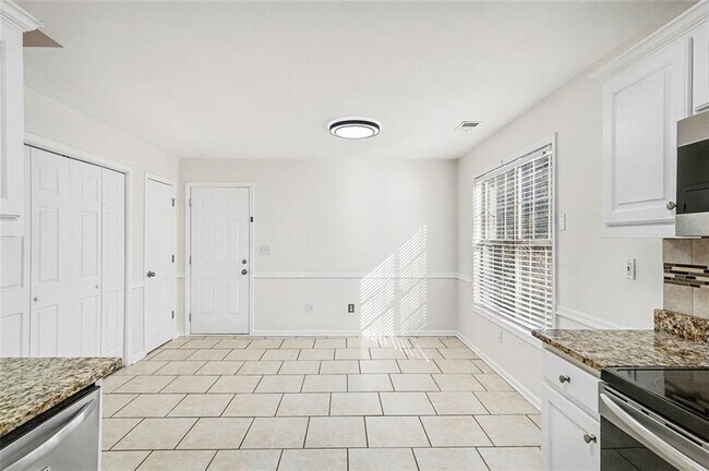 Building Photo - 65 Fairwinds Dr