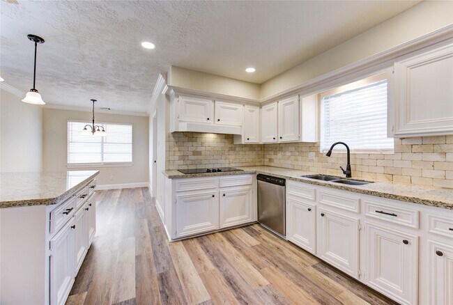 Building Photo - 9115 Taidswood Dr