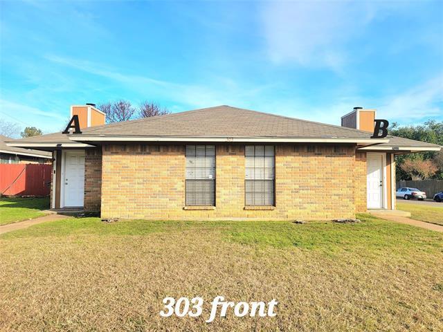 Primary Photo - 303 Sherry St