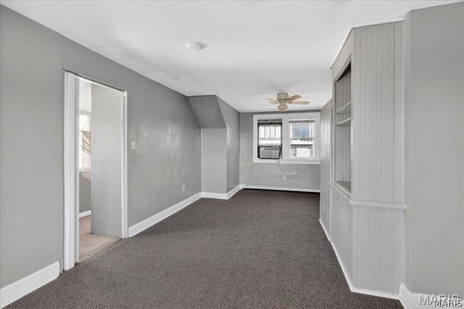 Building Photo - 221 Lebanon Ave