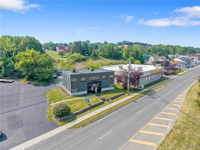 Building Photo - 2030 Erie Blvd E