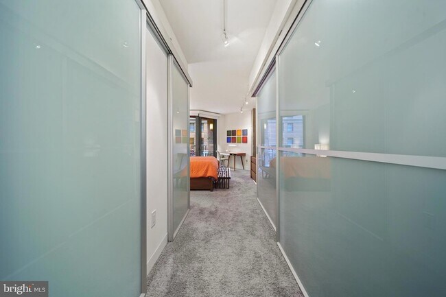 Building Photo - 616 E Street NW Unit 256