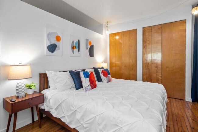 Building Photo - 309 Vine St