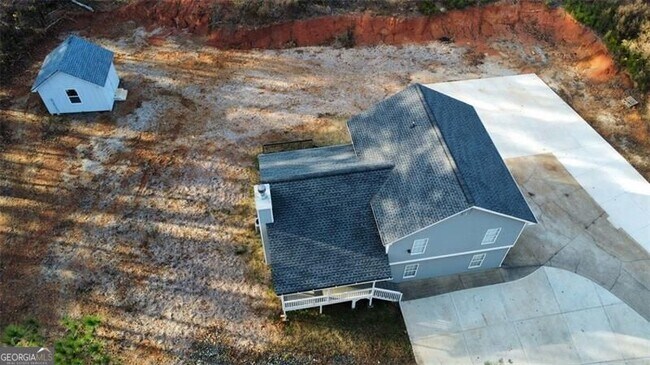 Building Photo - 4872 Lewis Rd