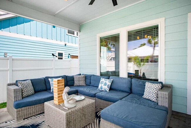 Building Photo - 156 Royal Sands Blvd