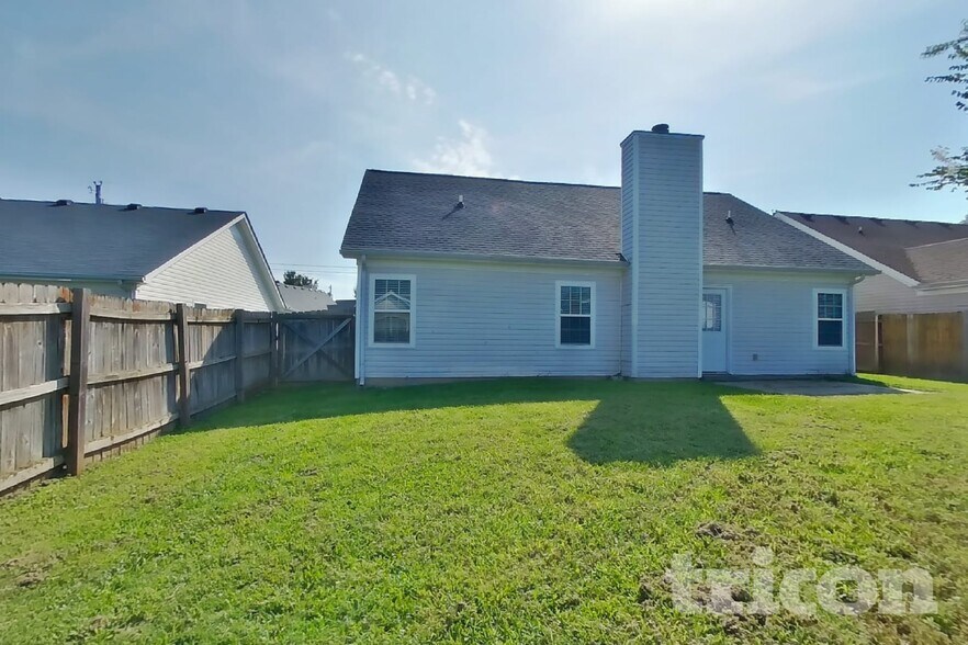 Building Photo - 2141 Deer Valley Dr