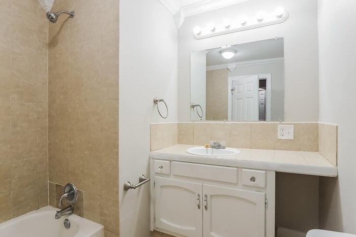 Building Photo - 3107 Crest Oval Mountain Rd