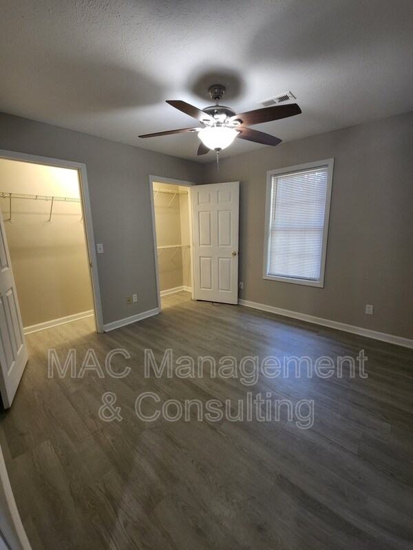 Building Photo - 1505 Autumn Ave