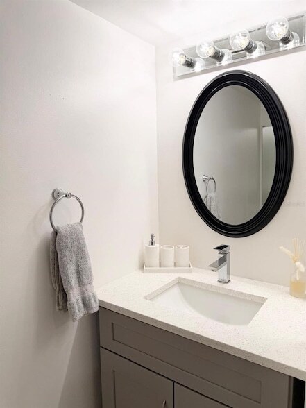 Building Photo - 5027 SW 16th Pl