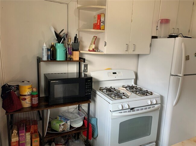 Building Photo - 57 Calumet St