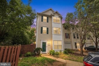 Building Photo - 7634 Duneiden Ln