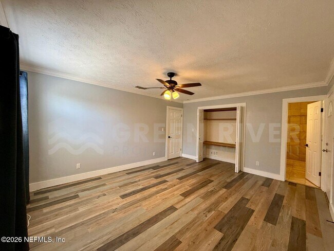 Building Photo - 2 Fairway Rd