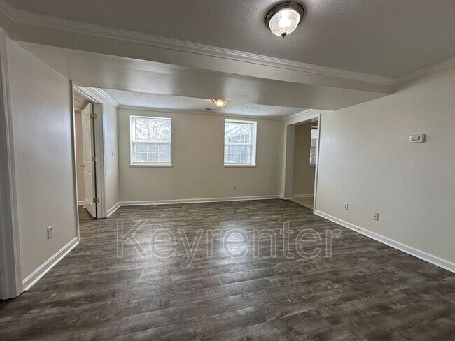 Building Photo - 379-377-A Robertsville Rd