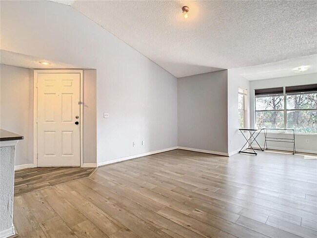 Building Photo - 5144 Conroy Rd