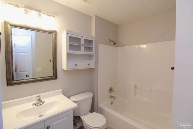 Building Photo - 7680 Chablis Cir