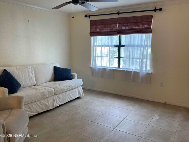 Building Photo - 805 Boardwalk Dr