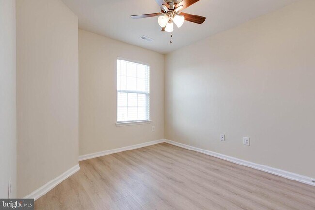 Building Photo - 1919 Beckman Ter