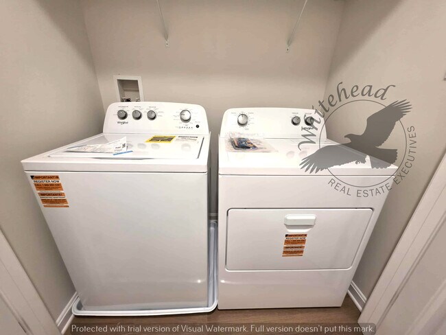 Building Photo - 822 Mersey Ln