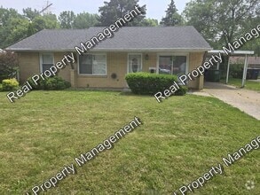 Building Photo - Three Bedroom Ranch