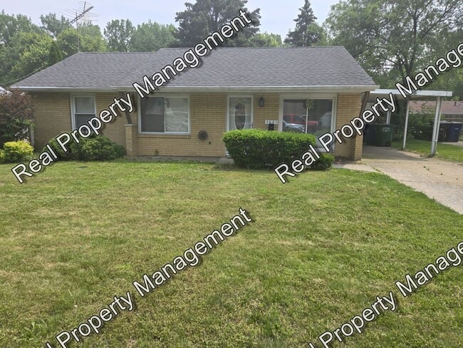 Primary Photo - Three Bedroom Ranch
