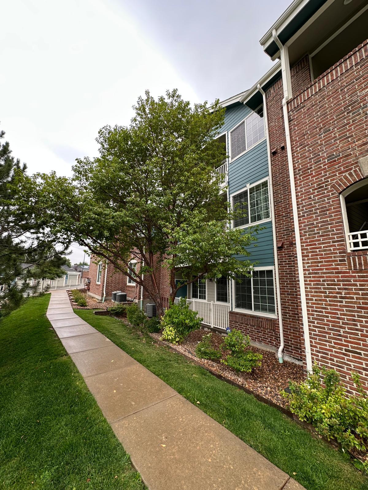 Building Photo - 2672 S Cathay Way