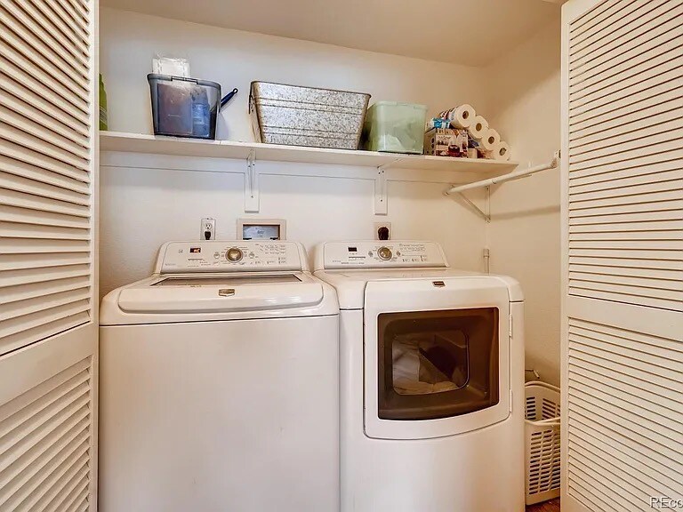 Laundry In Unit - 2430 W 82nd Pl