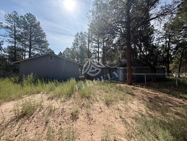 Building Photo - 2058 Pinehaven Ln