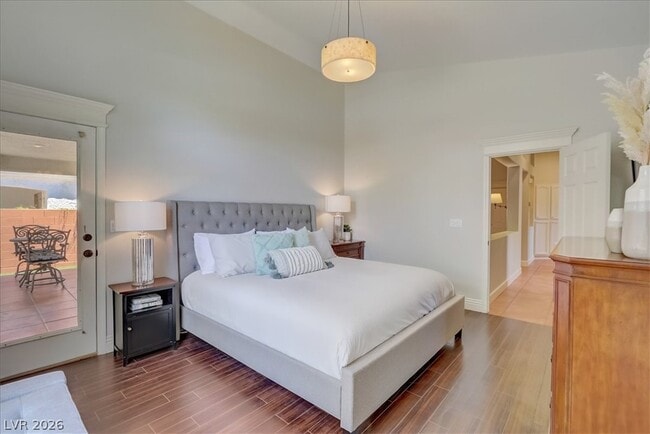 Building Photo - 1812 Stablegate Ave