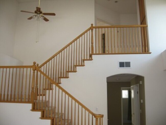 Building Photo - Spacious Newly Renovated 4 Bedroom Home in Tracy – $3,200/Month Available Soon!