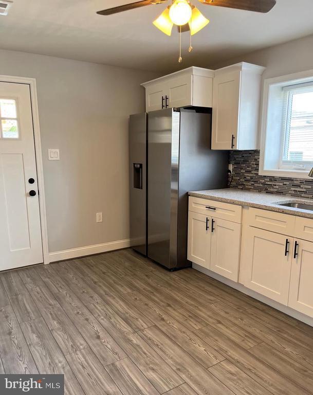 Building Photo - 436 Depot St