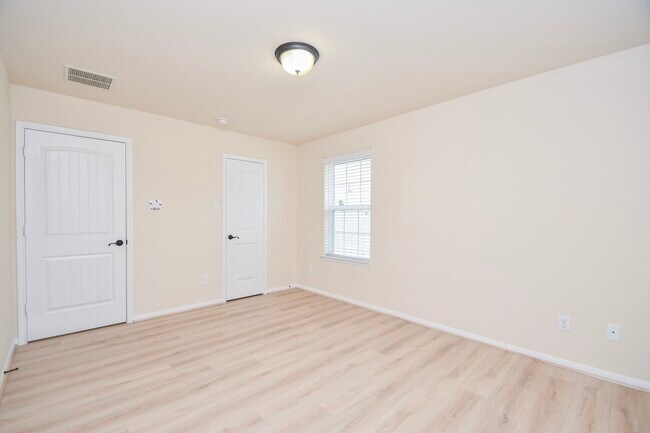 Building Photo - 11819 De Palma Ln