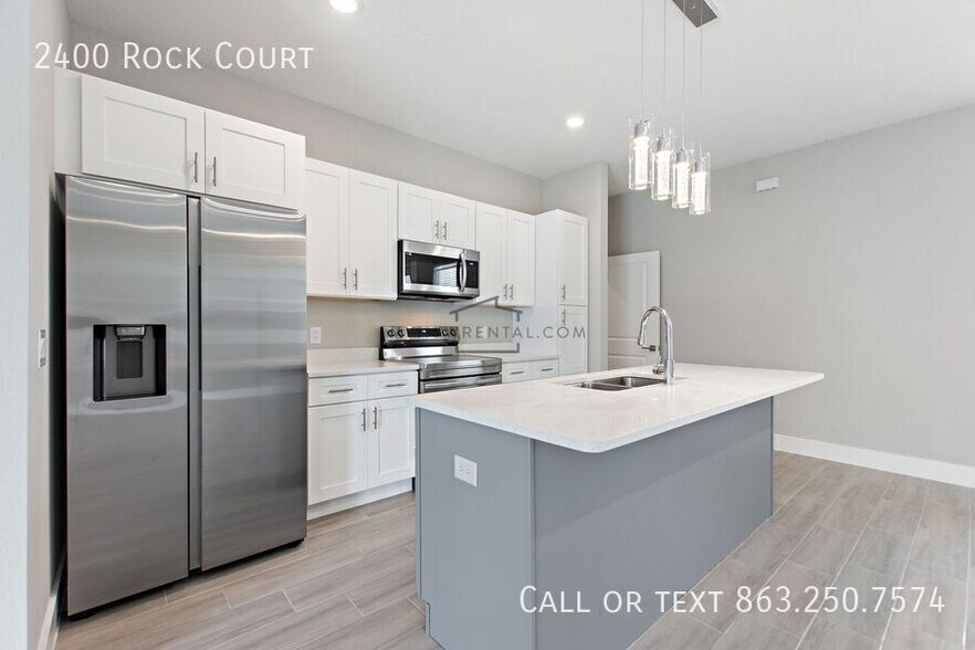 Building Photo - 2400 Rock Ct
