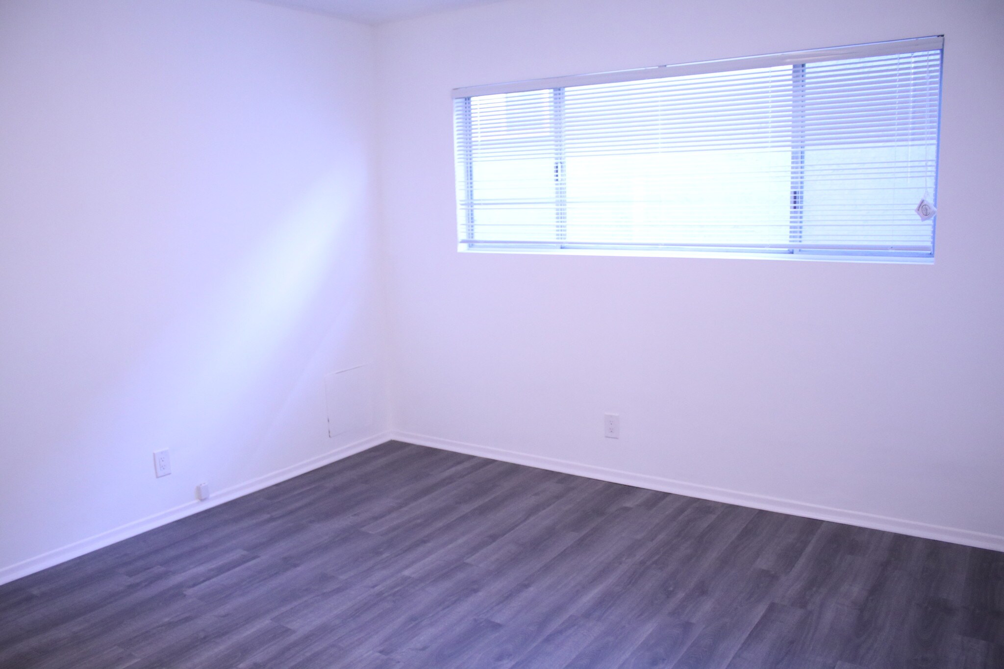 Guest Bedroom - 1737 Glendon Ave