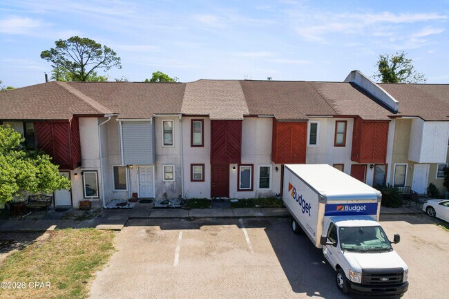 Building Photo - 4455 W 19th St