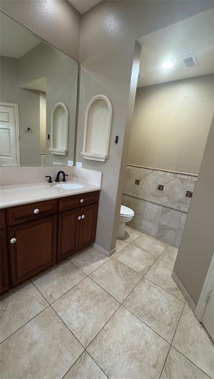 Building Photo - 209 McVoy Dr