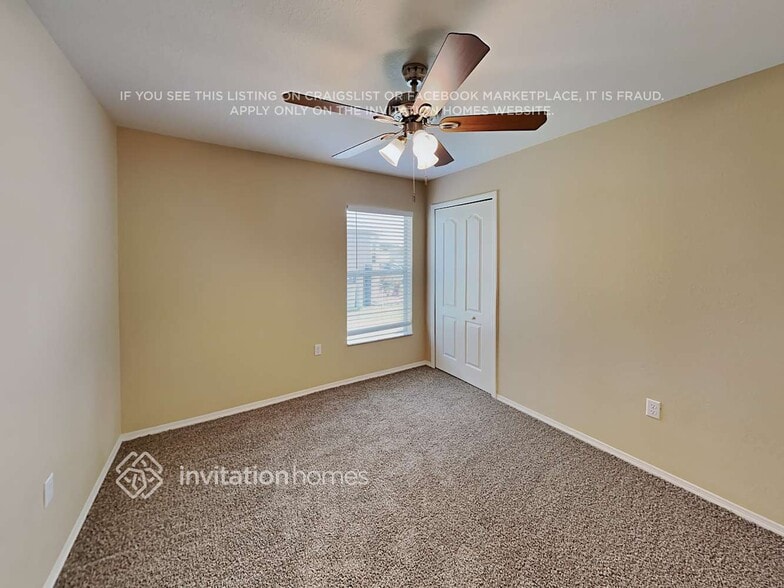 Building Photo - 6885 Heatherbrook Dr