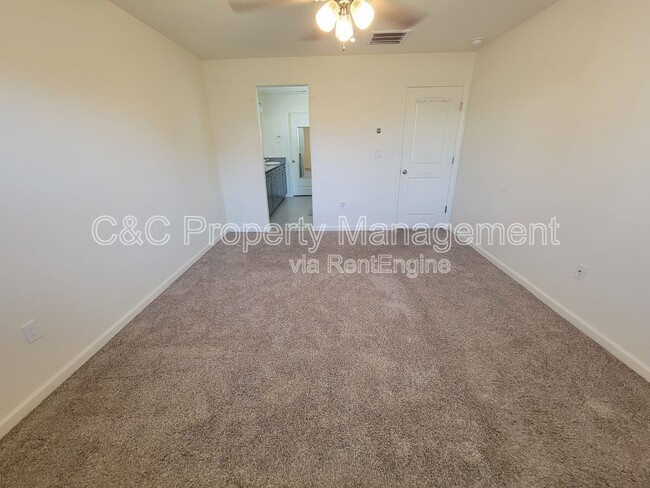 Building Photo - 1366 W Butterfield Ln