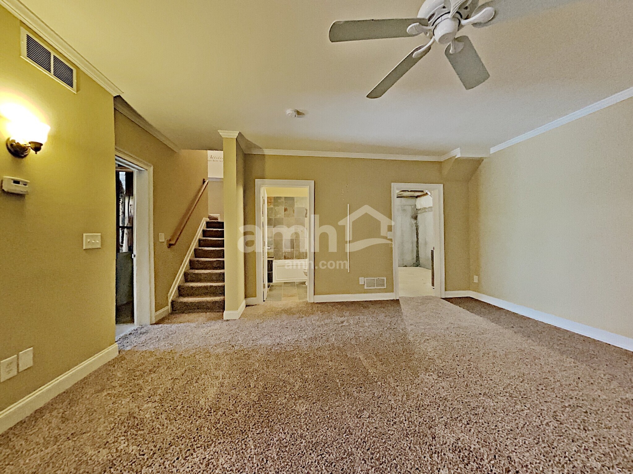 Building Photo - 1758 Crossvale Dr