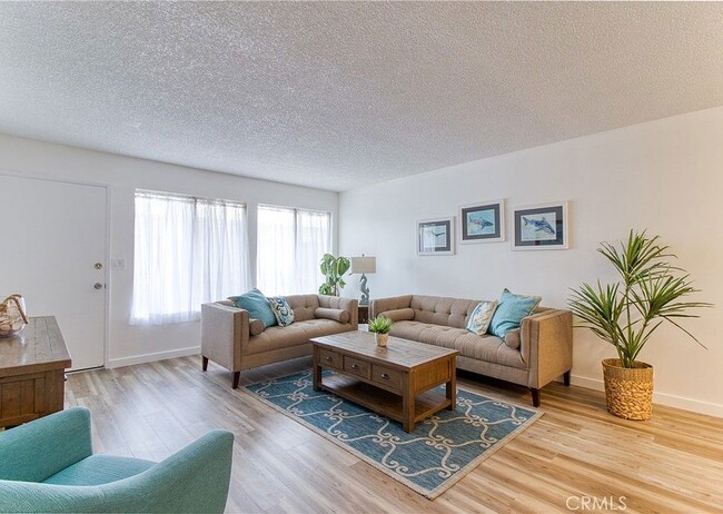 Building Photo - 5500 Ackerfield Ave