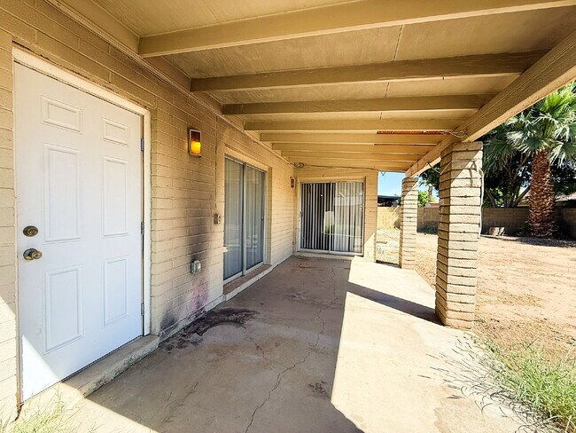 Building Photo - Spacious North Phoenix Home on Large Lot – Move-In Ready!